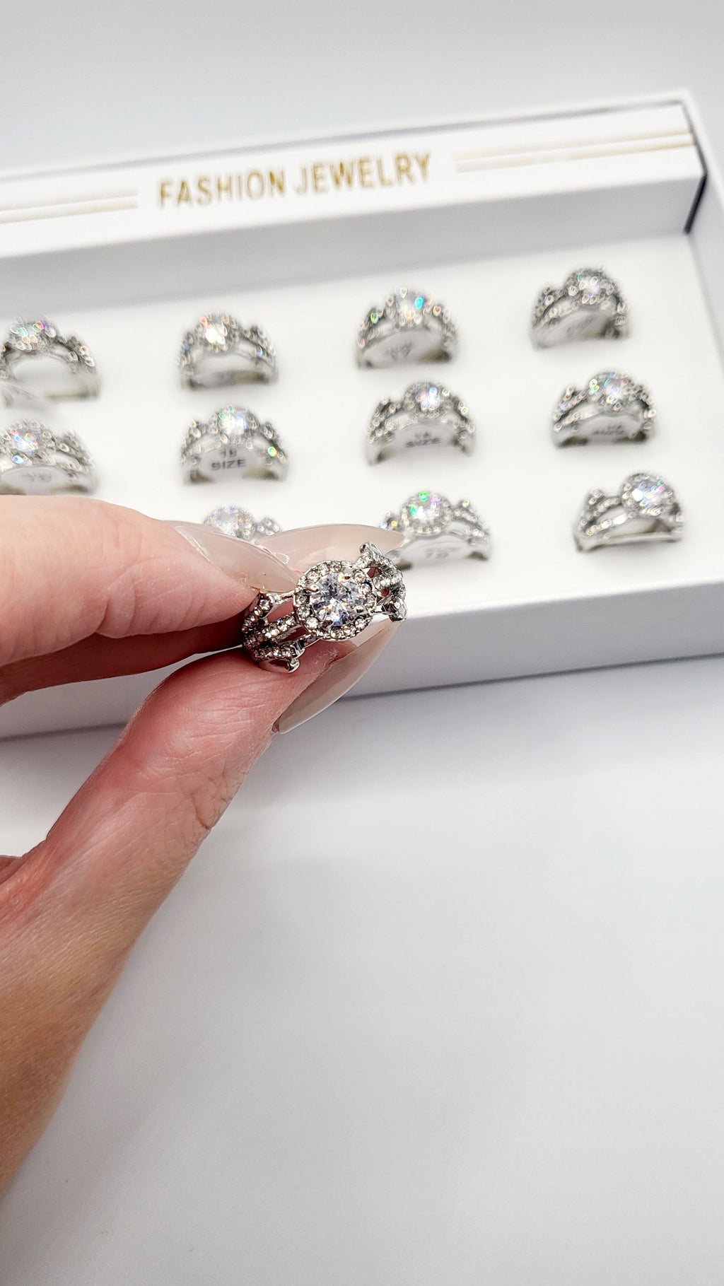 Trinity Crystal Ring Silver Box set of 12