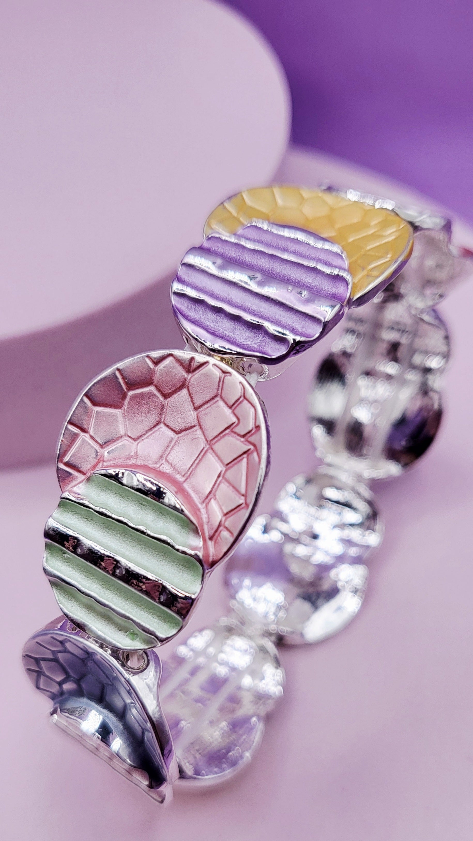 Abstract Circle Bracelet