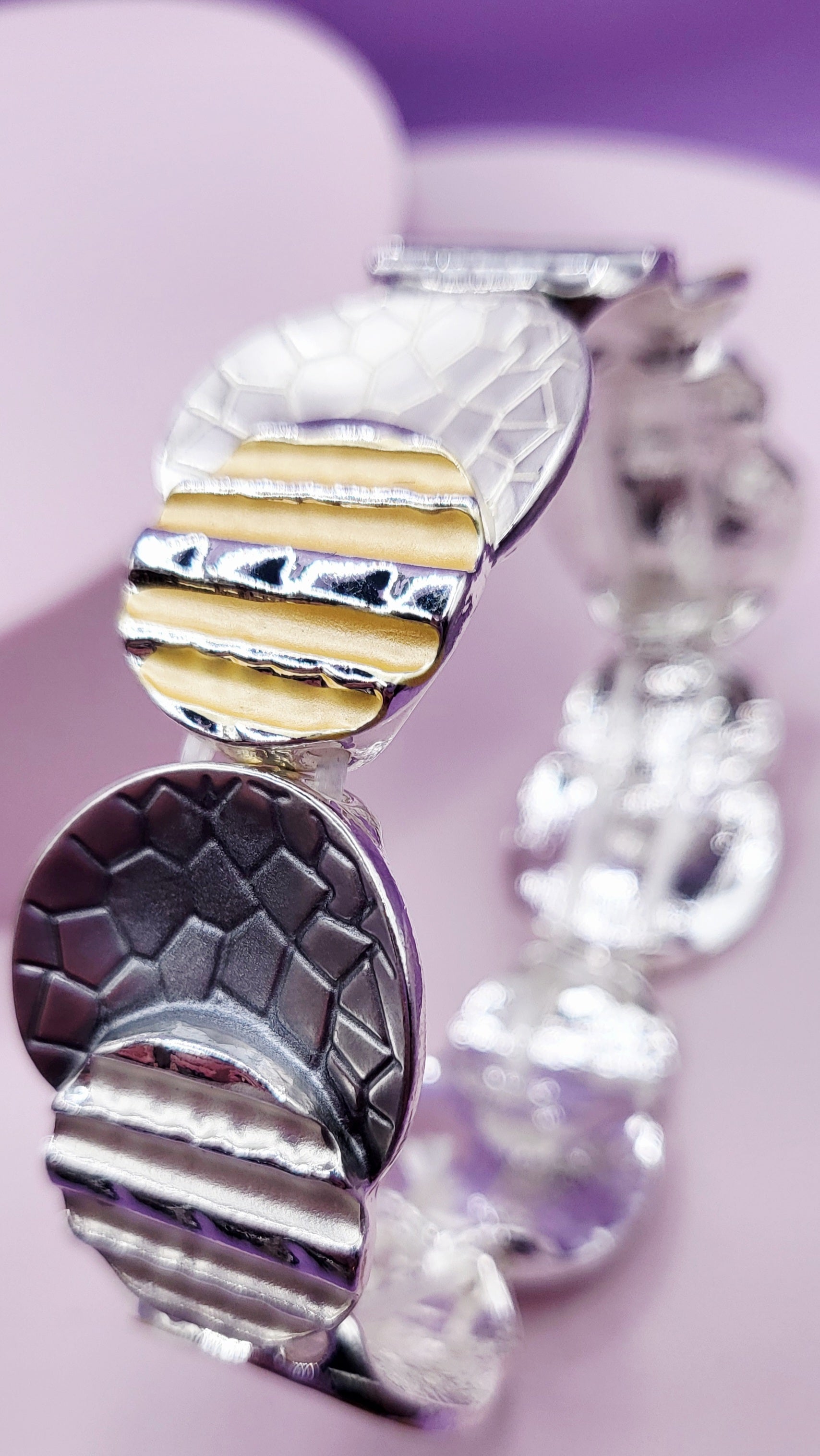 Abstract Circle Bracelet